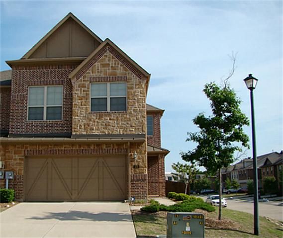 429 Hamilton Street Lewisville, TX 75067