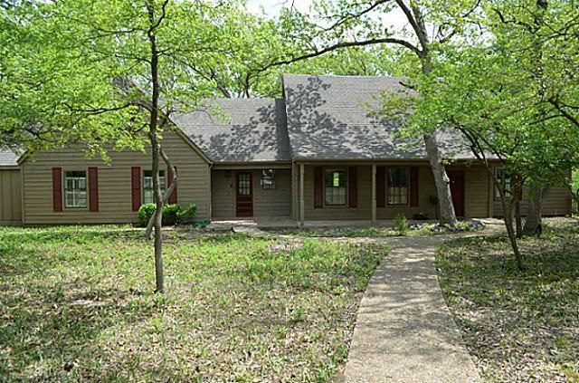 312 Raintree Road Bells, TX 75414