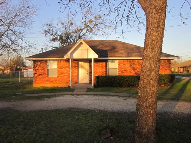 301 S 1st Rio Vista, TX 76093