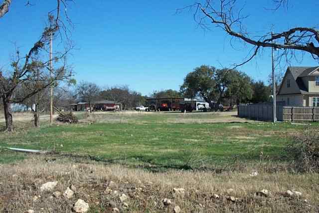 429 Avenue E Crawford, TX 76638