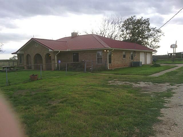 763 County Road 3535 Valley Mills, TX 76689