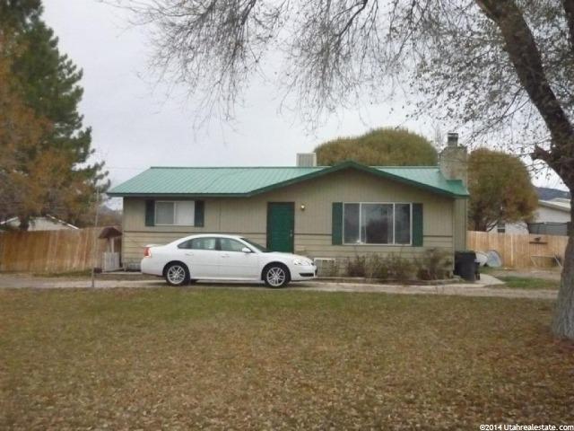 305 E 100 S Levan, UT 84639