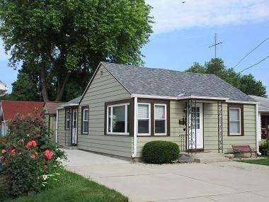 302 N Monroe St Watertown, WI 53094