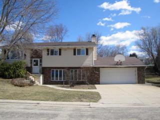 305 Terry Ln Watertown, WI 53094