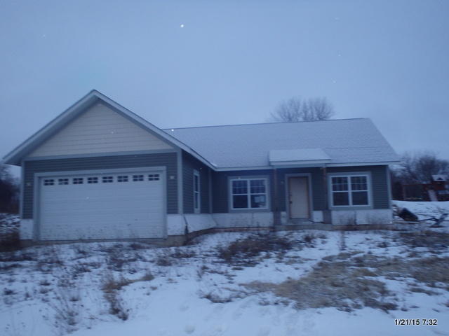 1742 Schumann Dr Union Grove, WI 53182