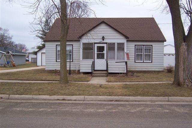 1207 W 4th Ave Brodhead, WI 53520