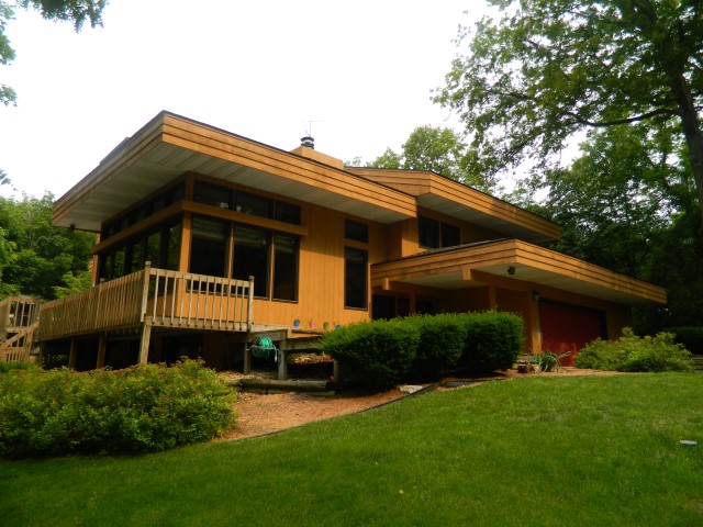 N2695 Greenbush Rd Monroe, WI 53566