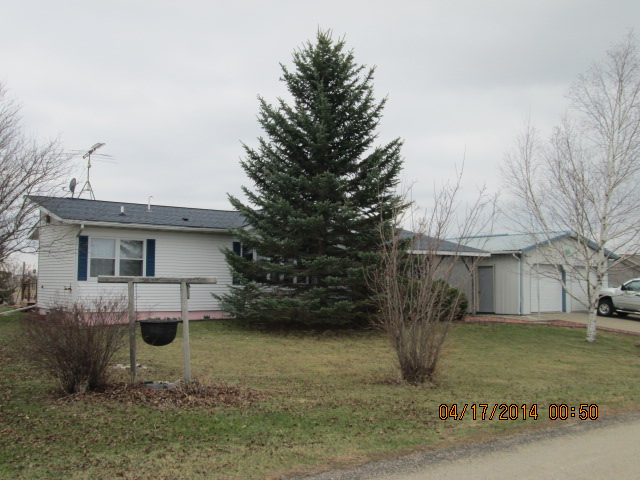 107 DuCharme St. Eastman, WI 54626