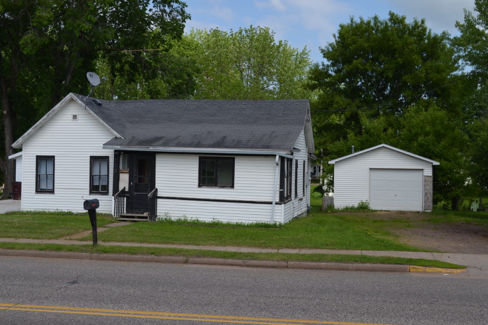 118 Center St Boyd, WI 54726