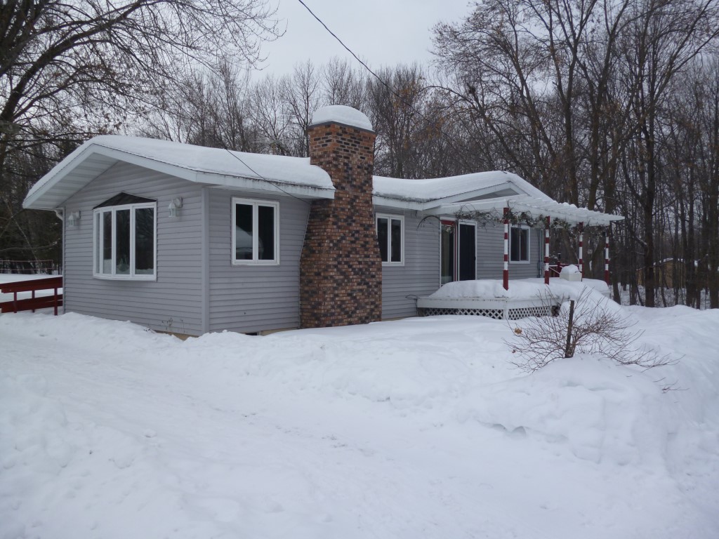 320 Wilcox Rd. Cornell, WI 54732