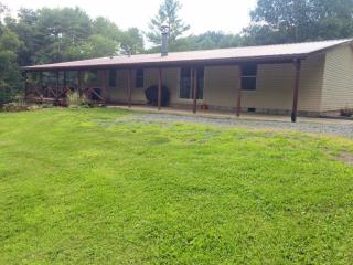 115 Grandview Ln Marlinton, WV 24954