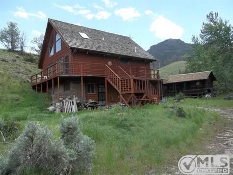 75 Green Creek Rd 6du Wapiti, WY 82450